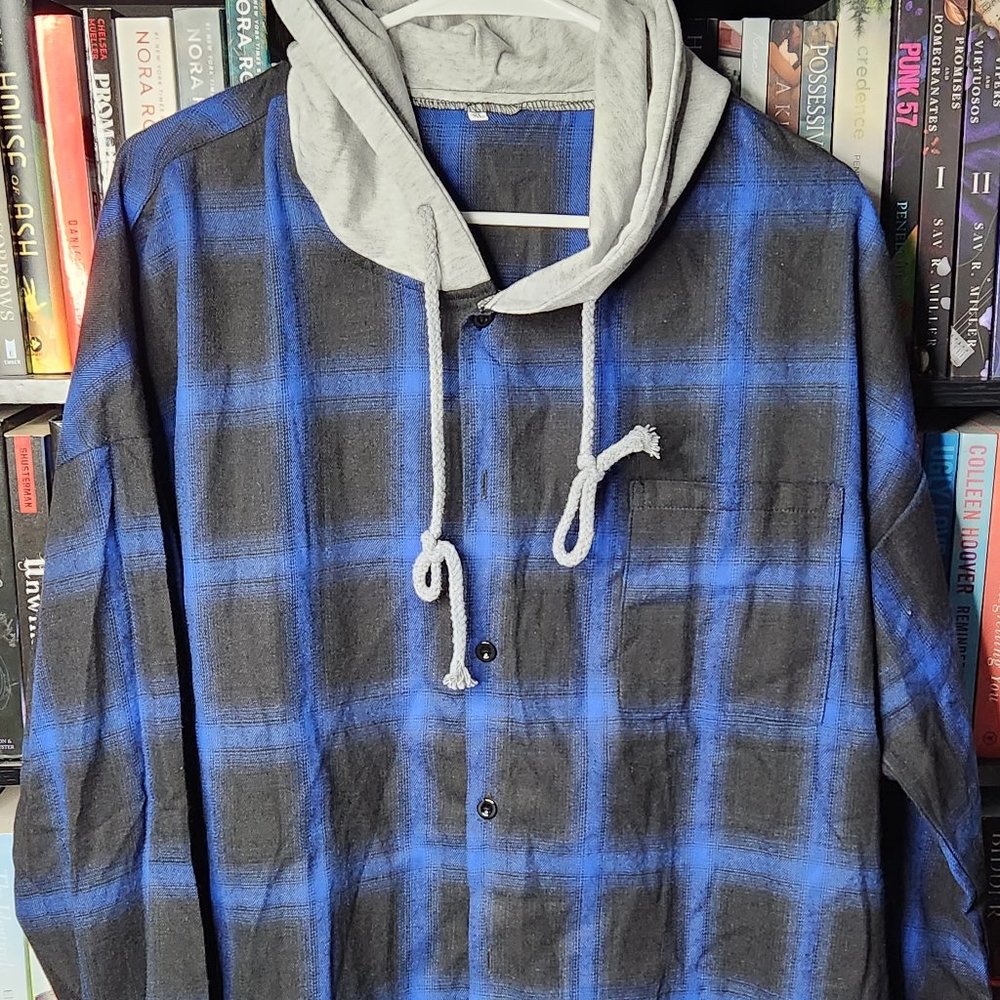 Men's XL Longsleeve Blue and Black Thin Flannel with Light Gray Hood